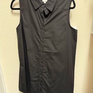 GAP Black Sleeveless Blouse